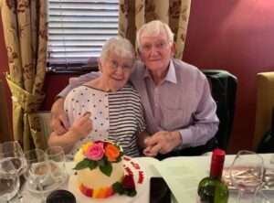 Frank and Joan at their 40th wedding anniversary celebration dinner