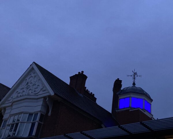Nottinghamshire Hospice tower lit blue